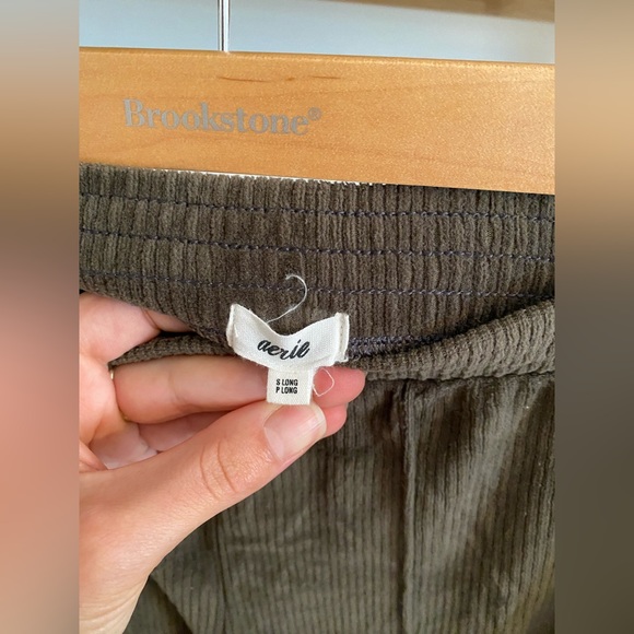 Aerie Groove-On Rib Velour Flare Pant - Picture 7 of 8